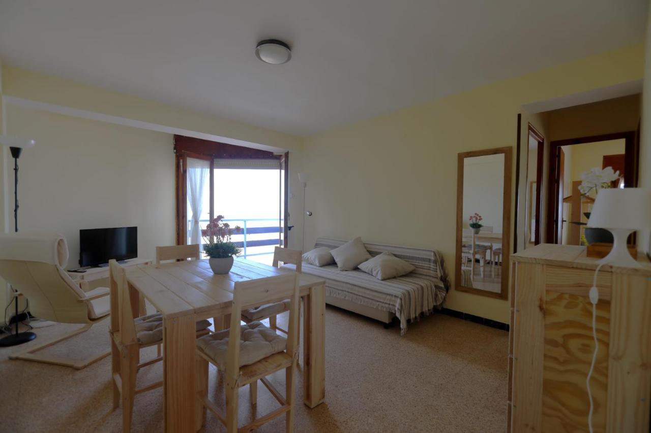 El Faro Apartaments Platja Llarga-Les Salines-Tgn Tarragona Exterior foto